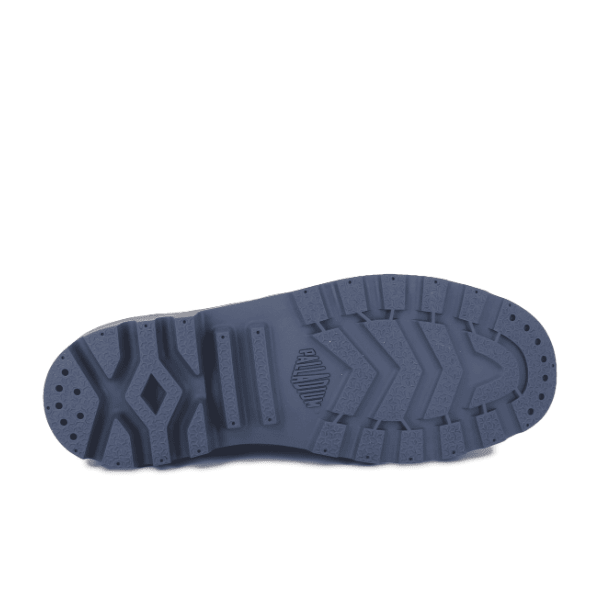 Palladium Pampa Oxford Vintage Indigo sneaker – outsole detail showing durable rubber tread pattern for urban grip and everyday comfort