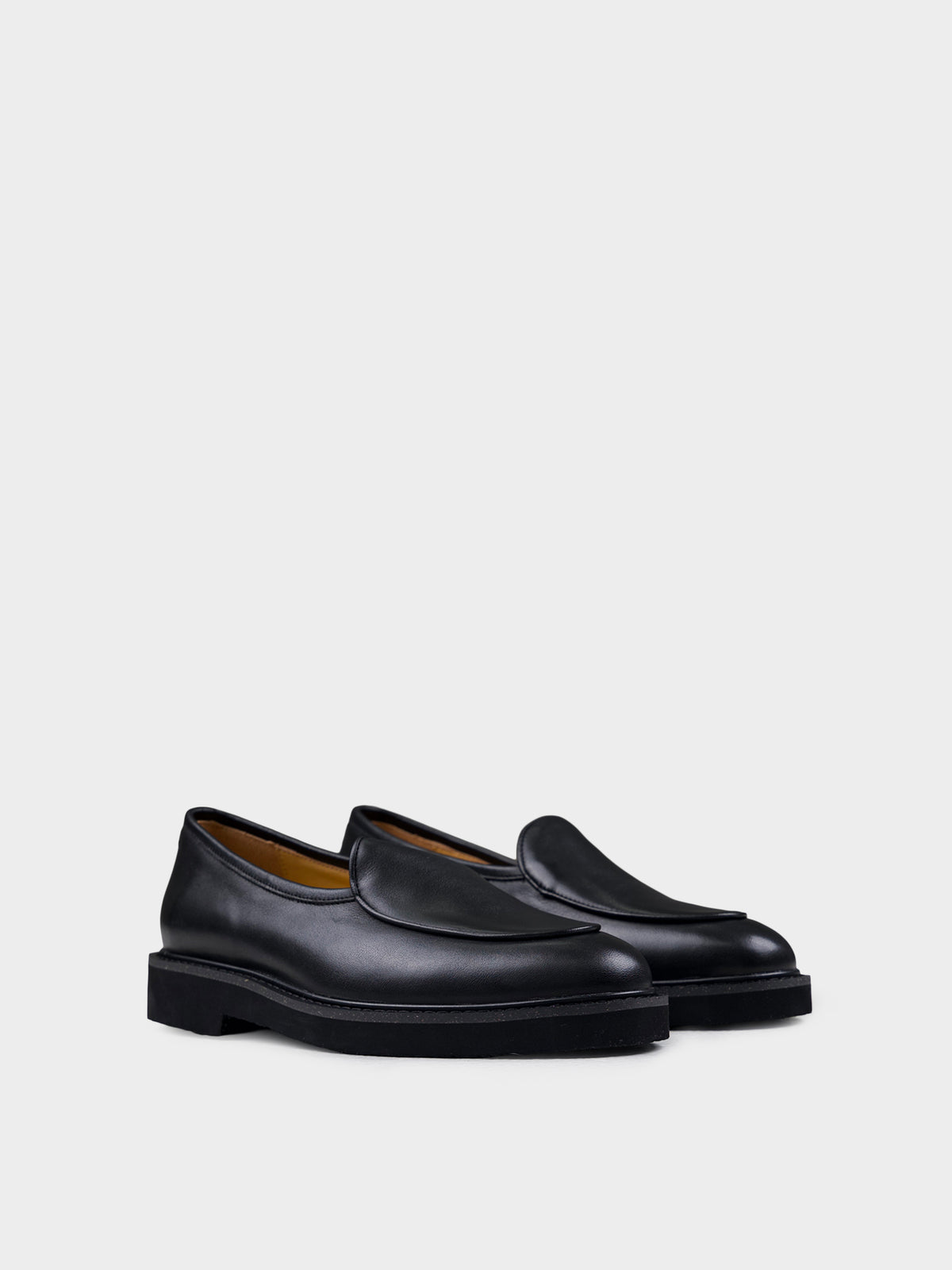 CAMDEN LEATHER SLIP ON - BLACK