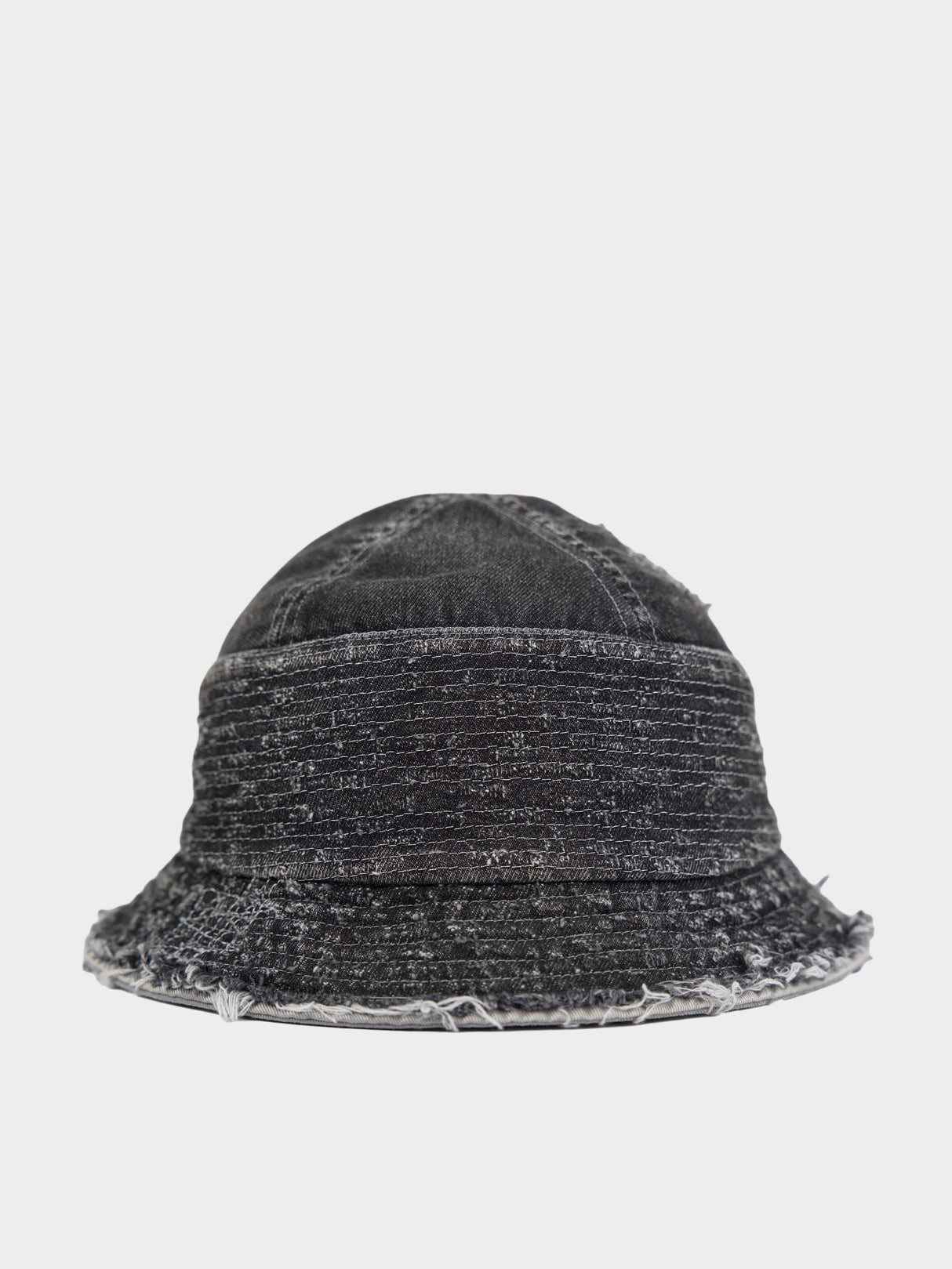 FRAYED DENIM BUCKET HAT BLACK