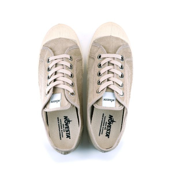 Top view of Novesta Star Master Cord sneakers in Beige corduroy with matching laces