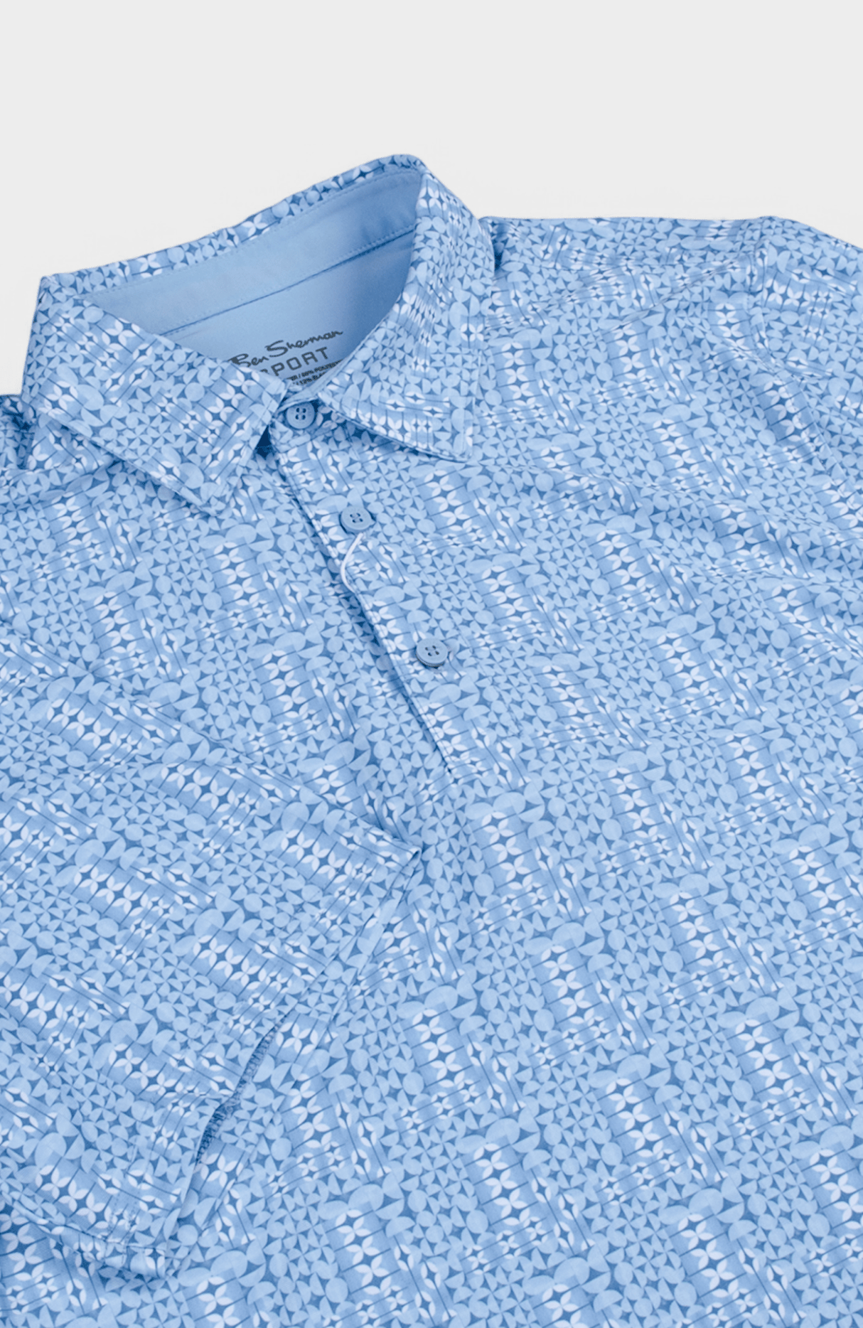 Watercolor Geo Polo SS Sports fit - Light Blue