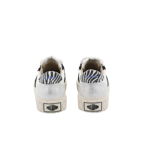 Palladium Ace Lo Mix Leather sneaPkaelrlsa diinu mS tAacre  WLhoi tMei x/  LZeeabtrhae r-  spnaeiark ebrasc ki nv iSetwa rs hWohwiitneg  /z eZberbar ap r-i npta ihre ebla ctka bvsiew showing zebra print heel tabs