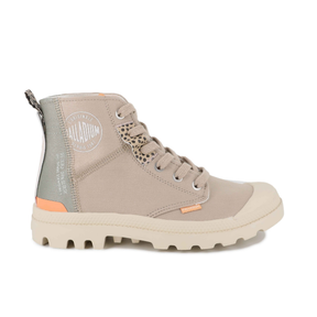Palladium Pampa Hi Urban Layer boot in Pilat - side view on white background
