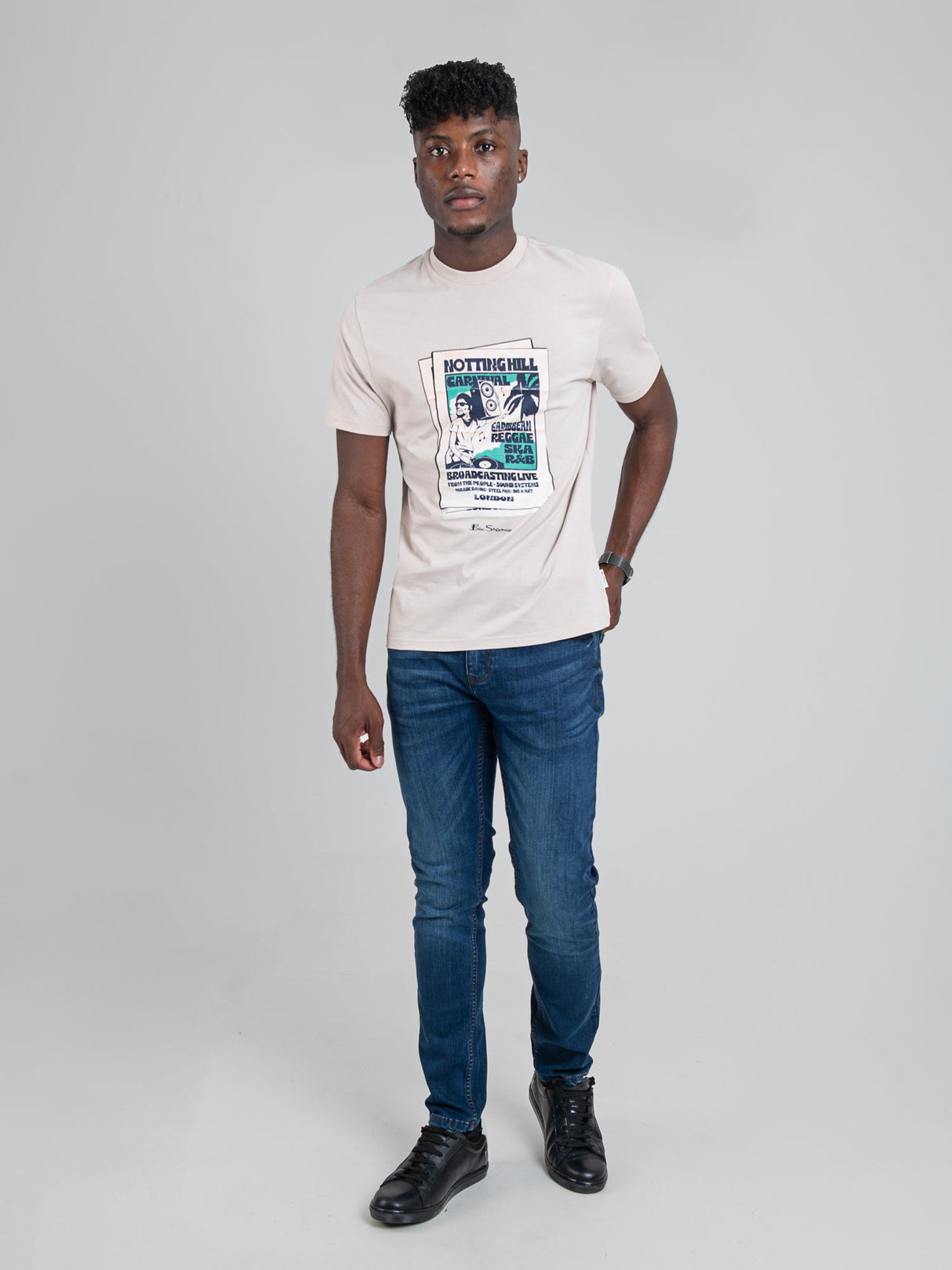 Carnival Tee - Plaster