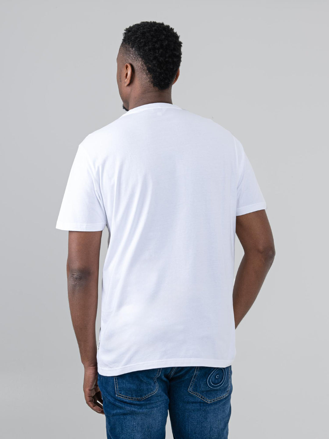 Ben Sherman Hidden Ace T-Shirt in White – men&