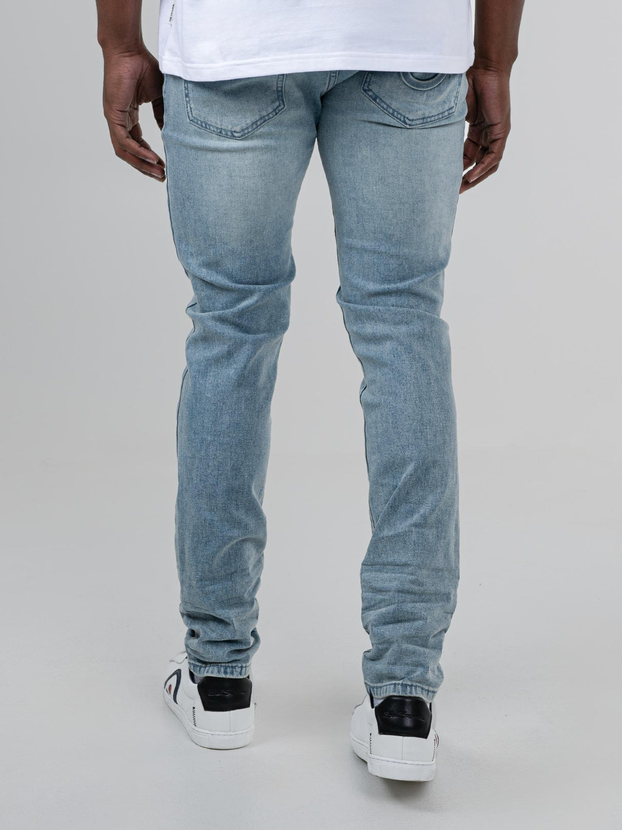 ABRASION DENIM SLIM FIT - Light Blue