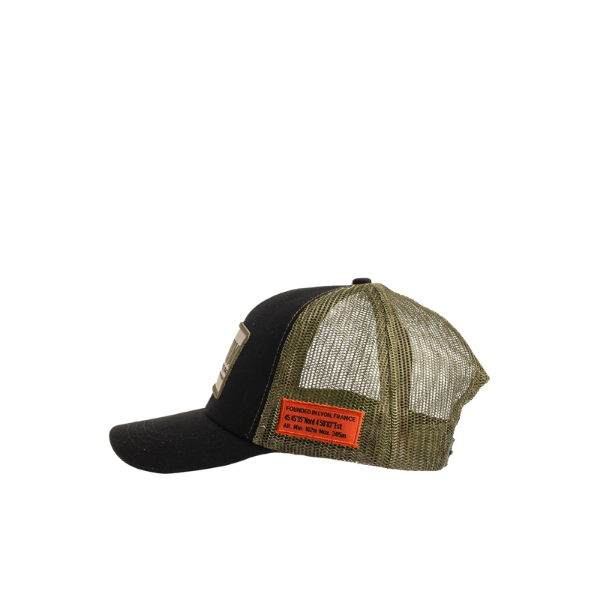 TRUCKER - BLACK