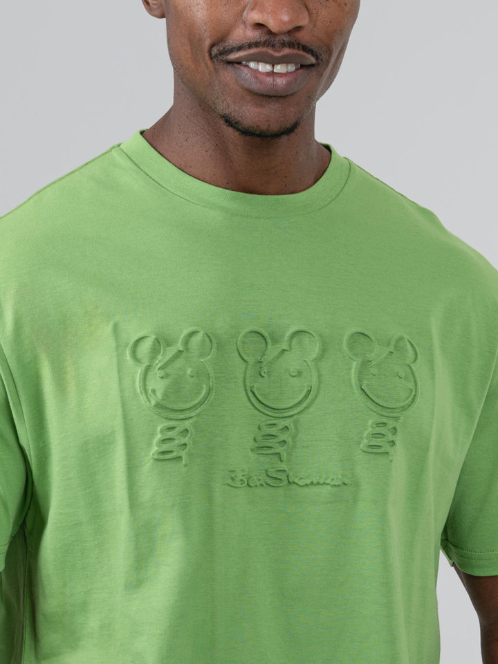 Close-up of three embossed bear graphics on Ben Sherman Trio Bears T-shirt in Piquant Green